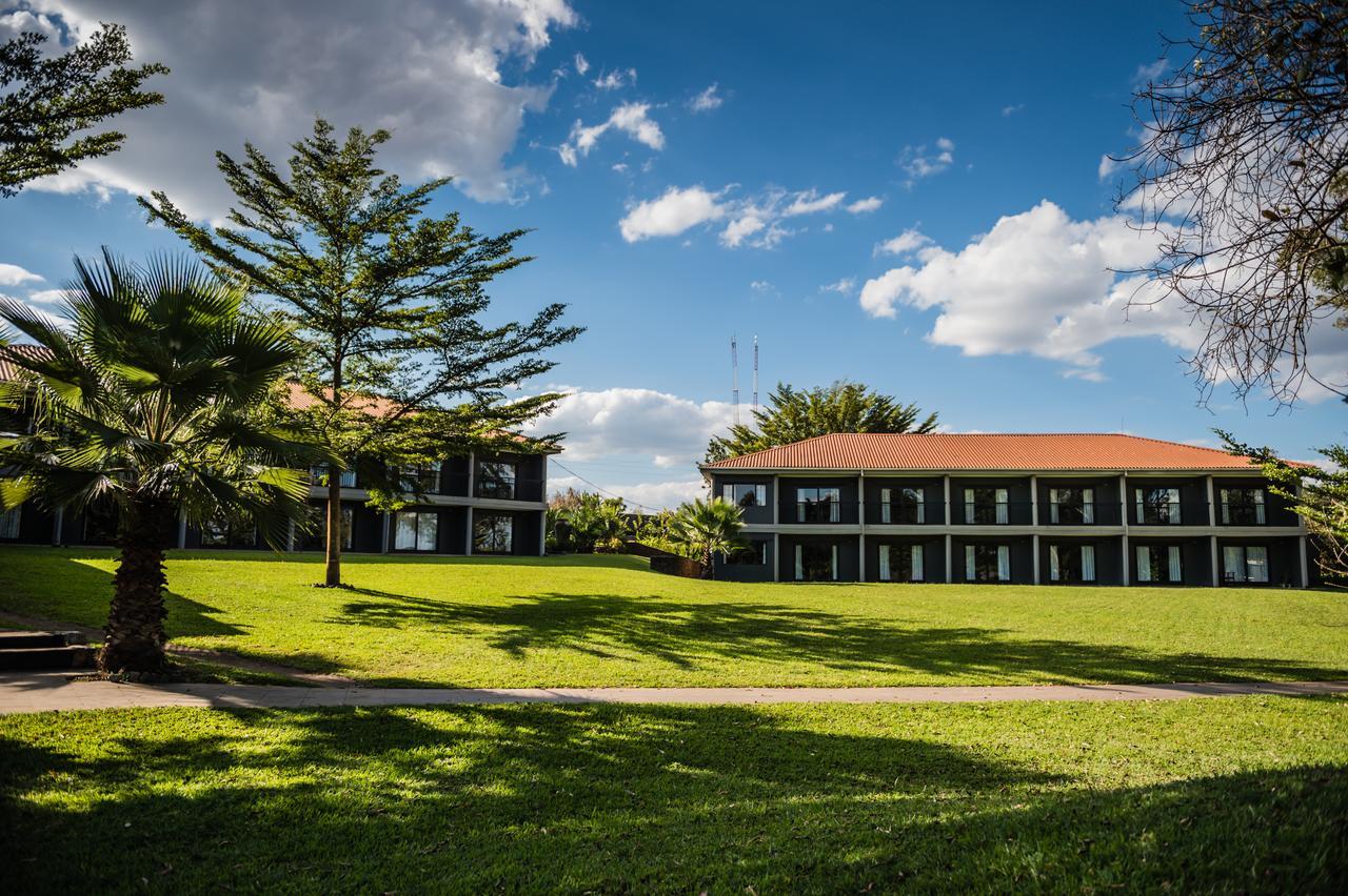 Royal Solwezi Hotel מראה חיצוני תמונה