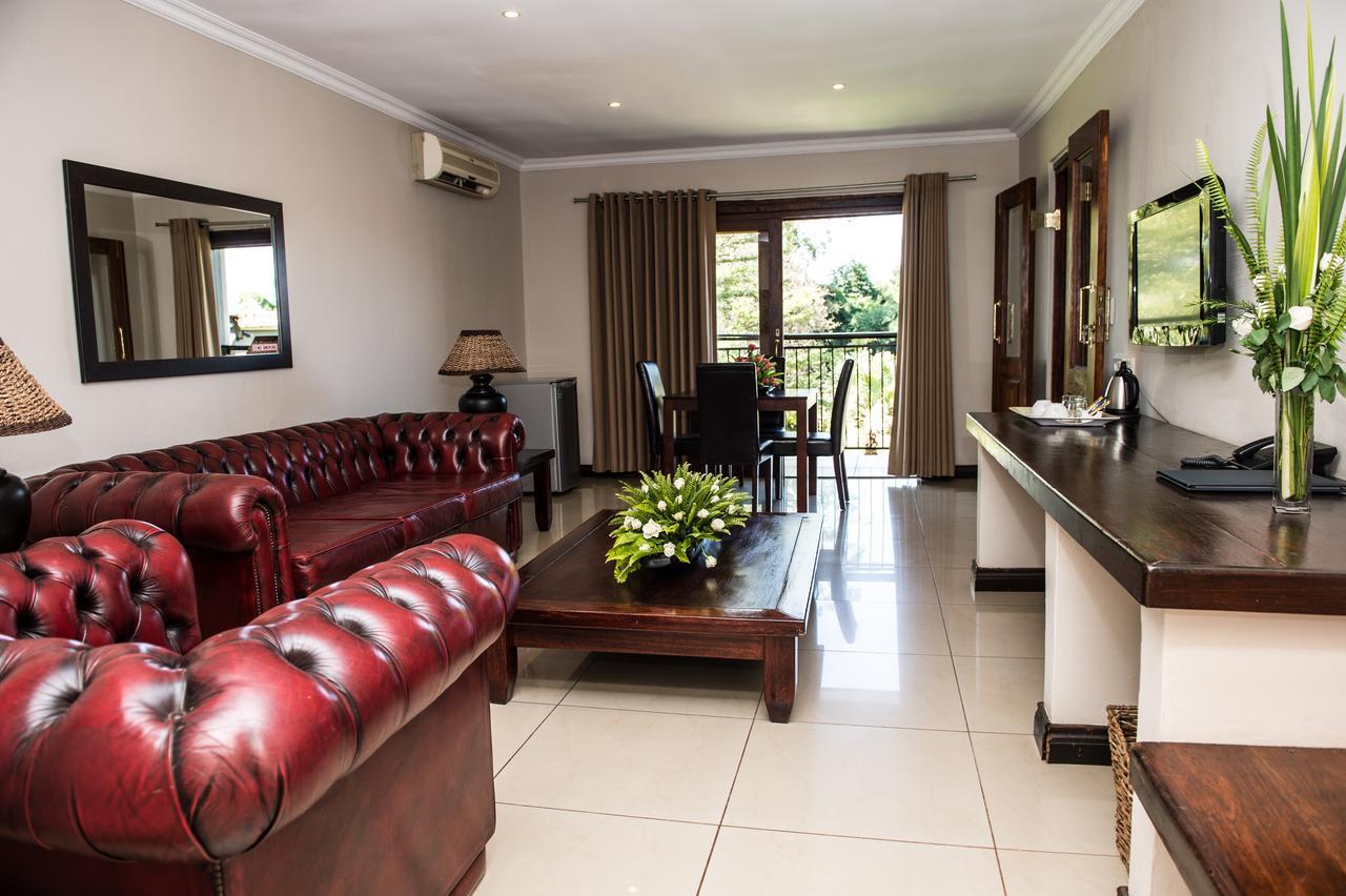Royal Solwezi Hotel מראה חיצוני תמונה