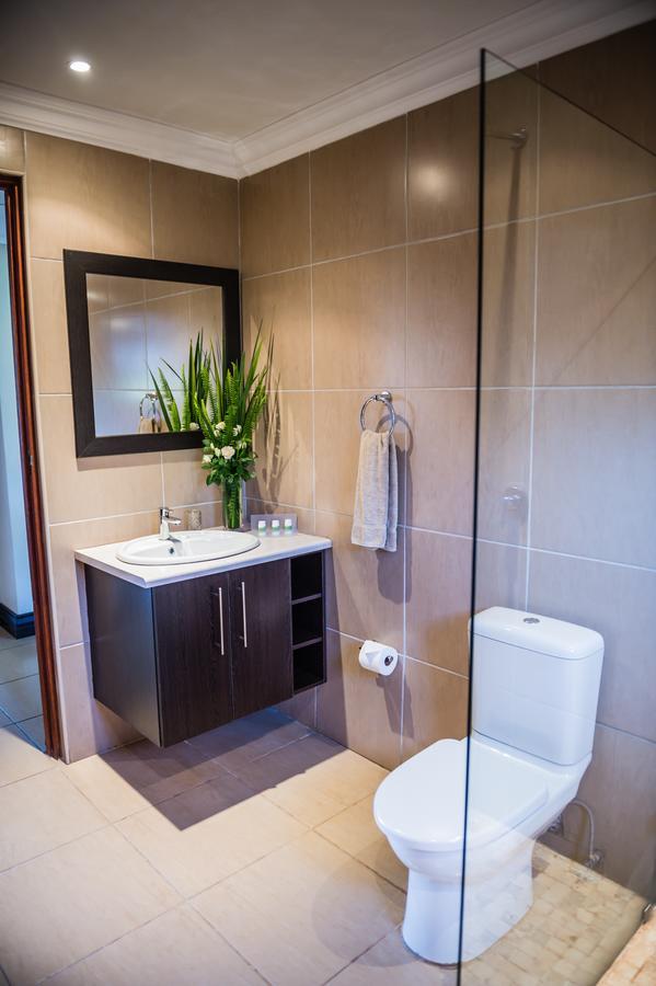 Royal Solwezi Hotel מראה חיצוני תמונה